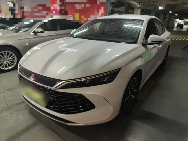 Фотография автомобиля — BYD Qin L