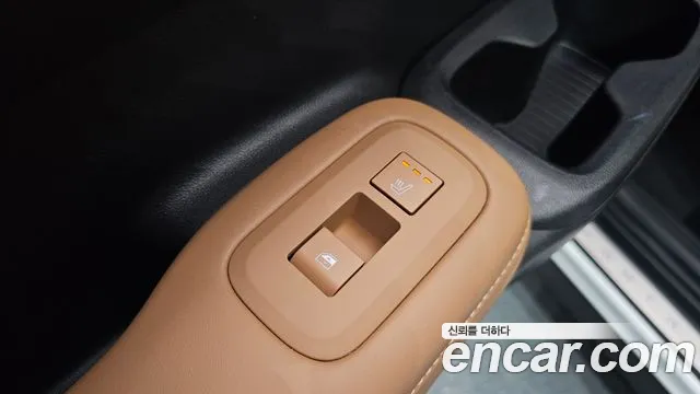 Hyundai Santafe Santa Fe (MX5) Бензин 2.5T 2WD — Фото автомобиля 16