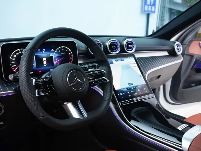Mercedes-Benz C-Class — Фото автомобиля 9