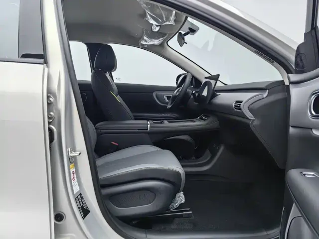 Changan Qiyuan Q05 — Фото автомобиля 23