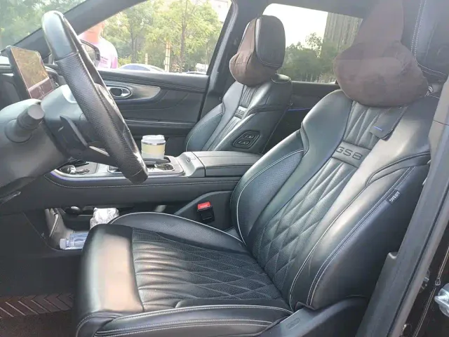 GAC Trumpchi GS8 — Фото автомобиля 7