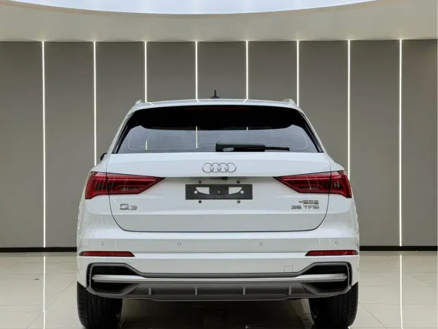 Audi Q3 — Фото автомобиля 7