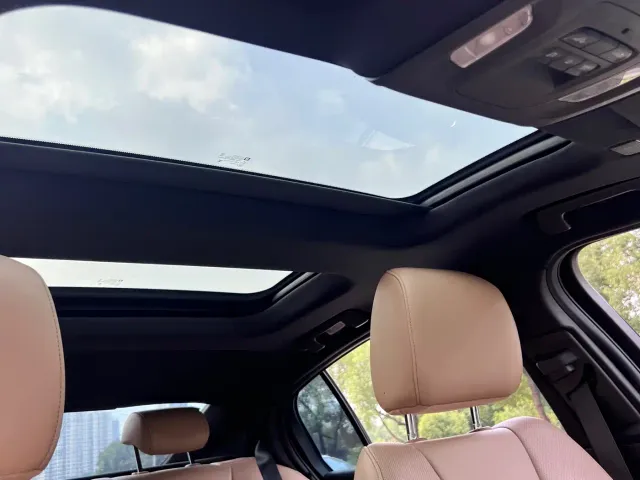 Cadillac CT5 — Фото автомобиля 30
