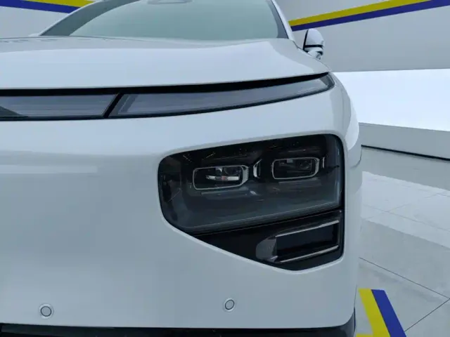 Xpeng G9 — Фото автомобиля 5