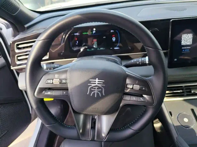 BYD Qin L — Фото автомобиля 10