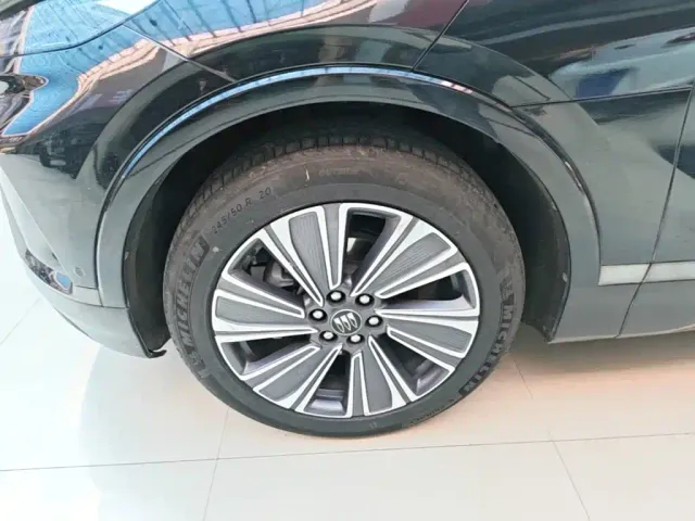 Buick E5 — Фото автомобиля 22