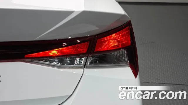 Hyundai Avante CN7 — Фото автомобиля 23