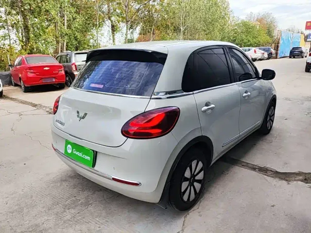 Wuling Bingo — Фото автомобиля 6