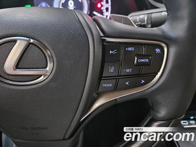 Lexus ES Generation 7 — Фото автомобиля 7