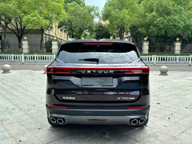 Jetour X70 Plus — Фото автомобиля 13
