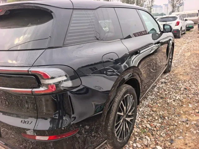 Changan Qiyuan Q07 — Фото автомобиля 9