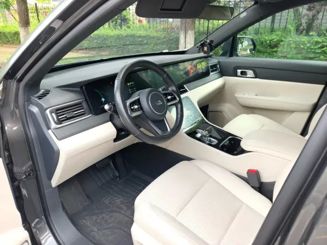 Li Auto ONE — Фото автомобиля 6