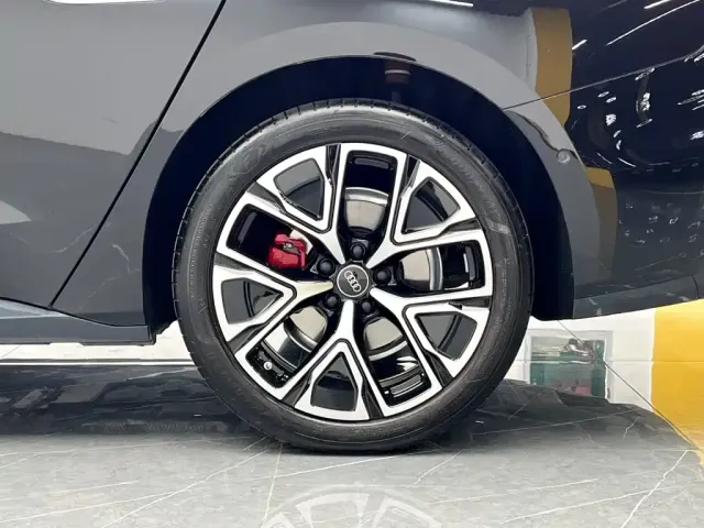 Audi Audi A5L Sportback 2025 Model 2.0T Luxury — Фото автомобиля 25