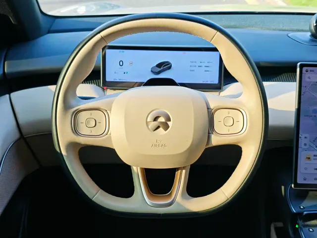 Nio ET5 Touring — Фото автомобиля 13