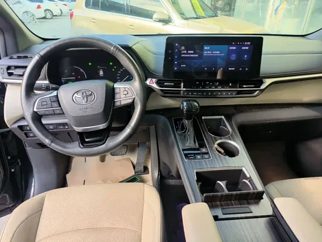 Toyota Granvia — Фото автомобиля 9