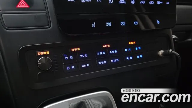 Hyundai Staria Staria Скорая помощь — Фото автомобиля 17