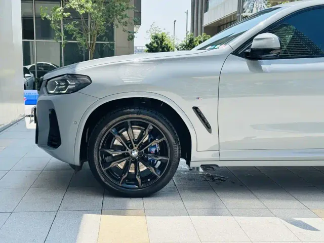 BMW X4 — Фото автомобиля 21