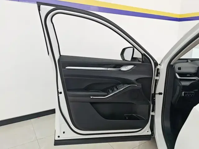 Haval H6 — Фото автомобиля 7