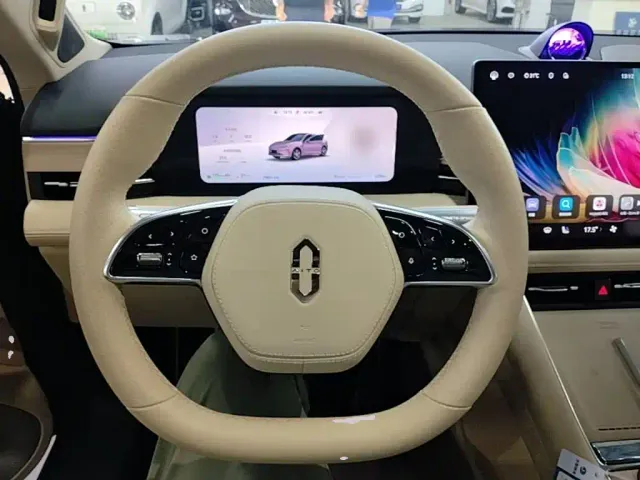 Aito M5 — Фото автомобиля 5