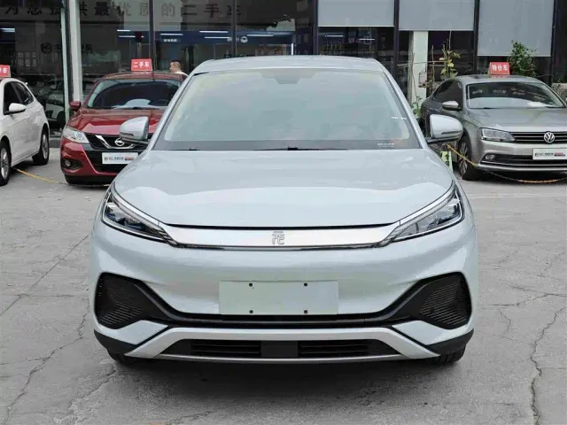 BYD Yuan PLUS — Фото автомобиля 2