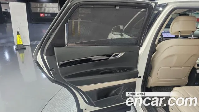 Genesis GV80 2.5T Бензин 2WD — Фото автомобиля 22
