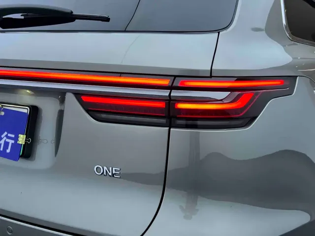 Li Auto ONE — Фото автомобиля 28