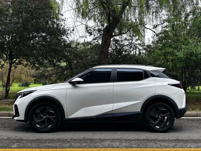 GAC Trumpchi GS3 — Фото автомобиля 3