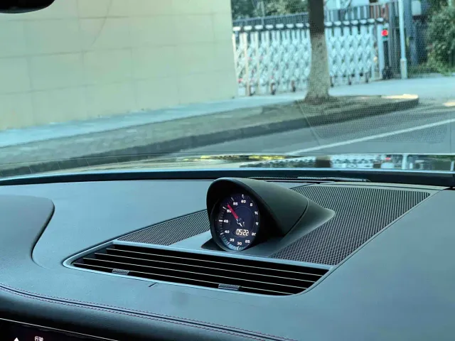 Porsche Panamera — Фото автомобиля 18