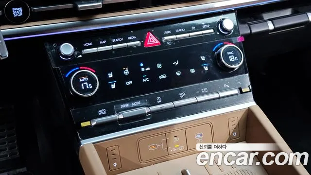 Hyundai Santa Fe MX5 — Фото автомобиля 28