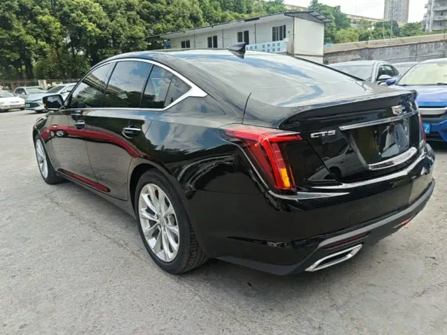 Cadillac CT5 — Фото автомобиля 4