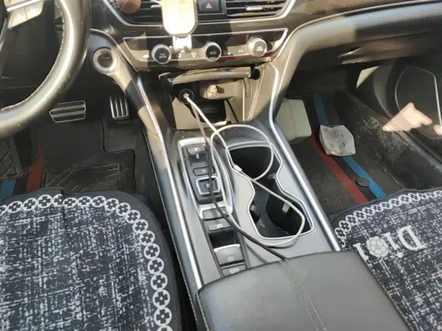 Honda Accord — Фото автомобиля 16