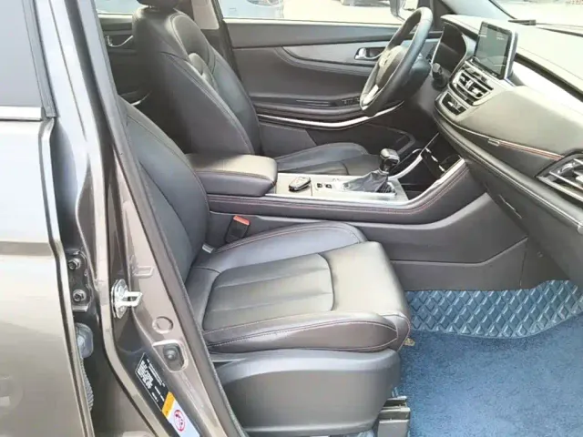 Changan CS75 — Фото автомобиля 24
