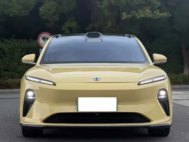 Nio ET5 — Фото автомобиля 4