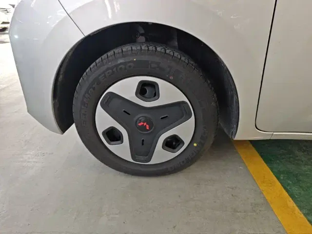 Wuling Zhiguang NEV — Фото автомобиля 22