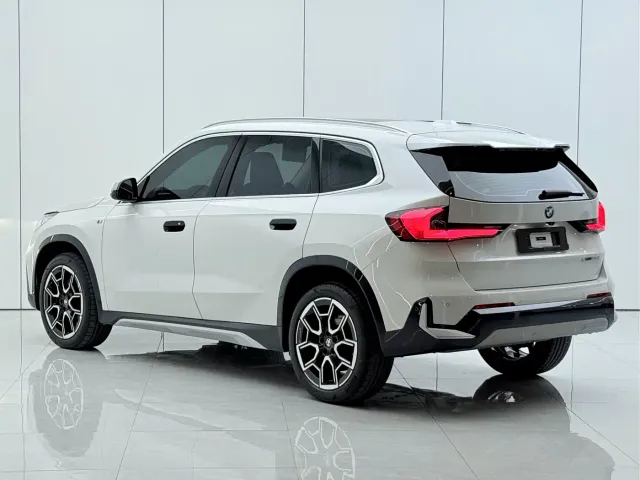 BMW X1 — Фото автомобиля 13
