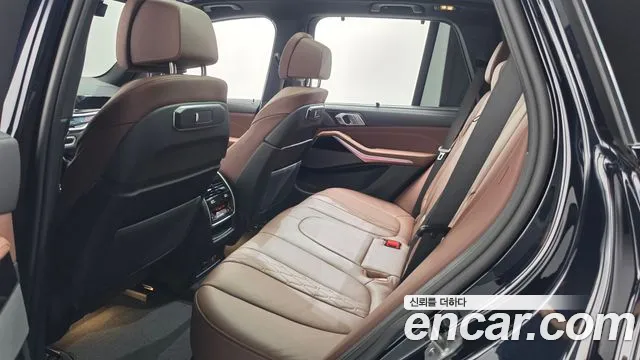 BMW X5 xDrive 40i M Sport — Фото автомобиля 8