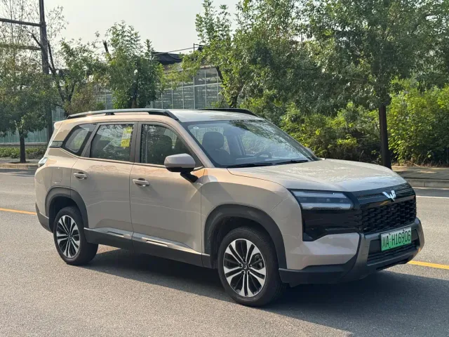 Wuling Starlight 560 — Фото автомобиля 3