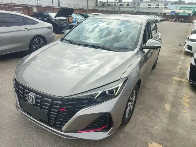 Фотография автомобиля — Changan Eado