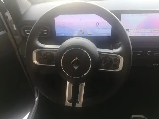 Baojun Yep — Фото автомобиля 10