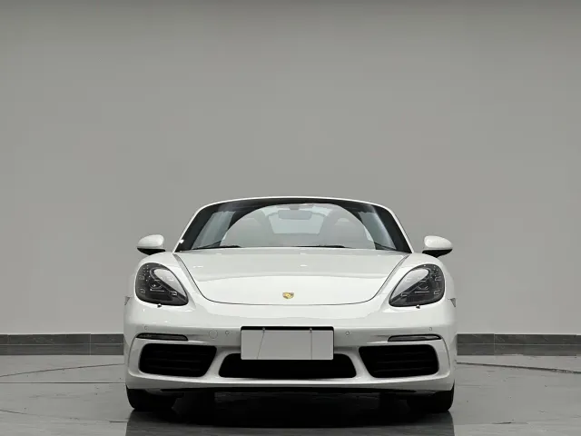 Porsche 718 — Фото автомобиля 2