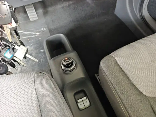 Wuling Zhiguang NEV — Фото автомобиля 9