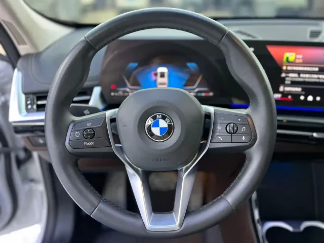 BMW X1 — Фото автомобиля 7