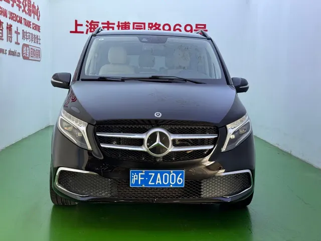 Mercedes-Benz V-Class — Фото автомобиля 2