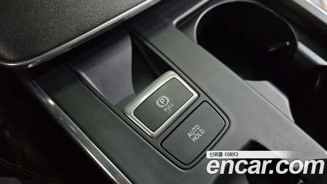 Hyundai Grandeur Новый Grandeur IG 3.0 LPi (Такси) — Фото автомобиля 16