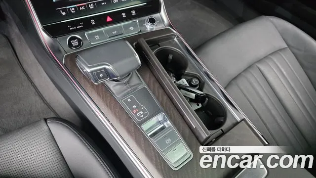 Audi A6 45 TFSI Premium — Фото автомобиля 9