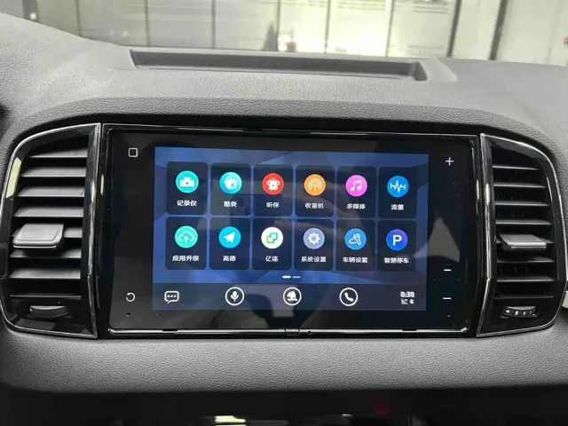 Skoda Karoq — Фото автомобиля 11