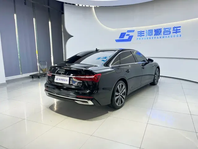 Audi A6L — Фото автомобиля 4