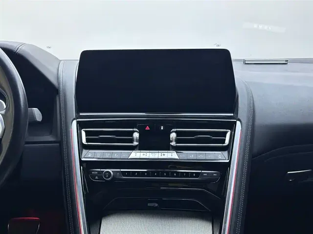 BMW 8 Series — Фото автомобиля 13