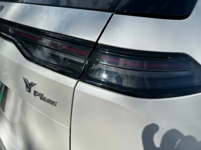GAC Aion Y — Фото автомобиля 12