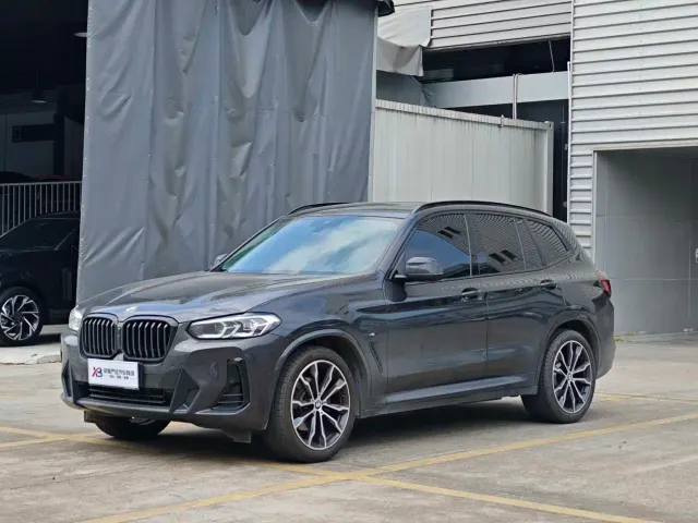 Фотография автомобиля — BMW X3